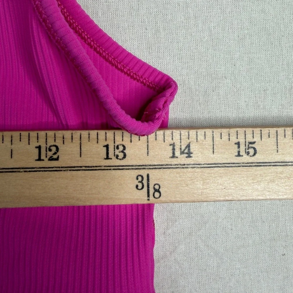 Lululemon Women's Power Pivot Ribbed Tank Top size 0 Magenta Pink